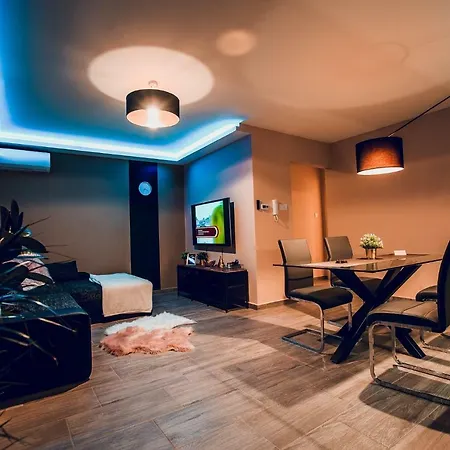 Sunlight Gold Penthouse - Exclusive דירה *